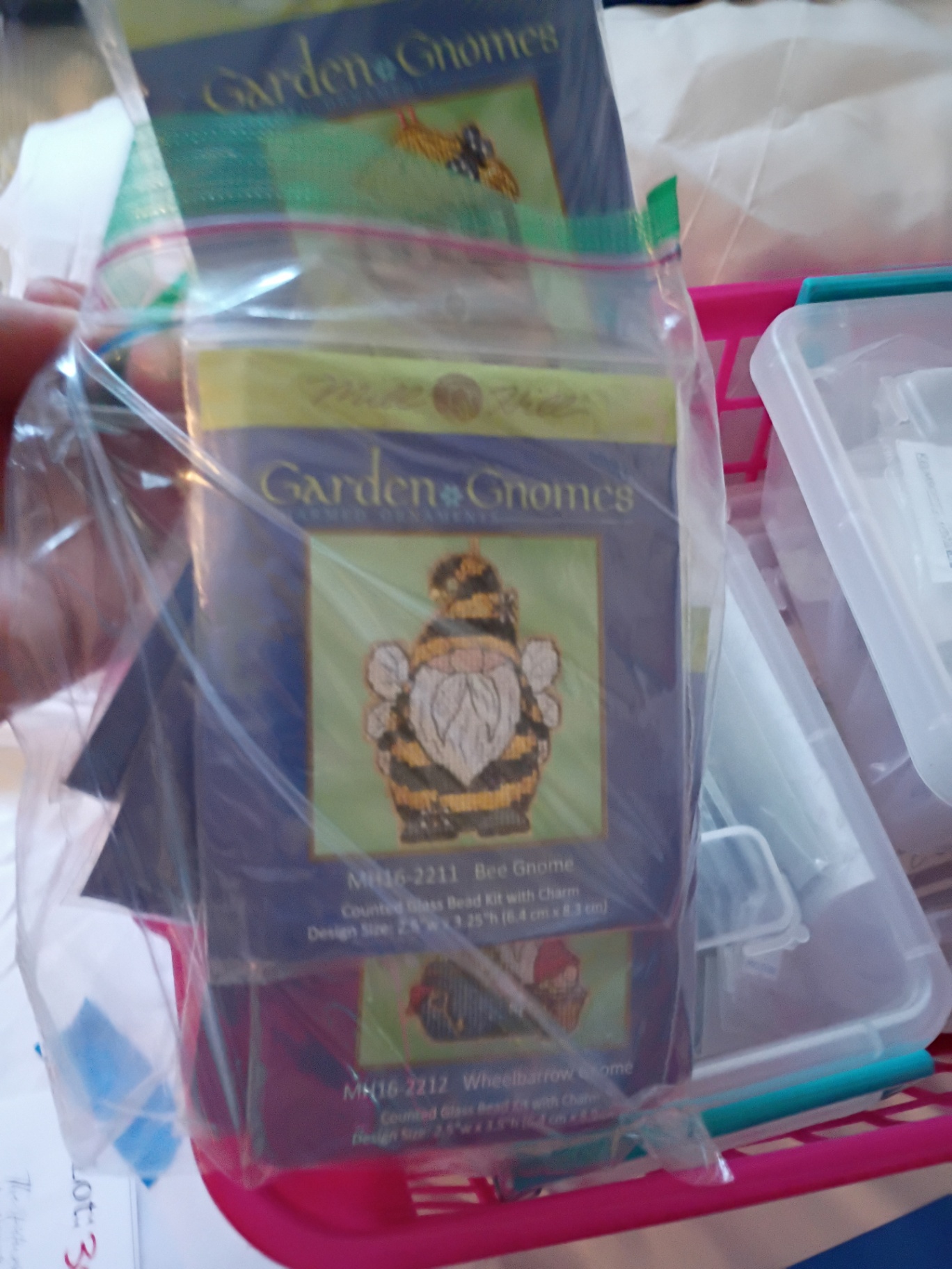 Assorted Needlecraft and Sewing Accessories - image 3 of 6