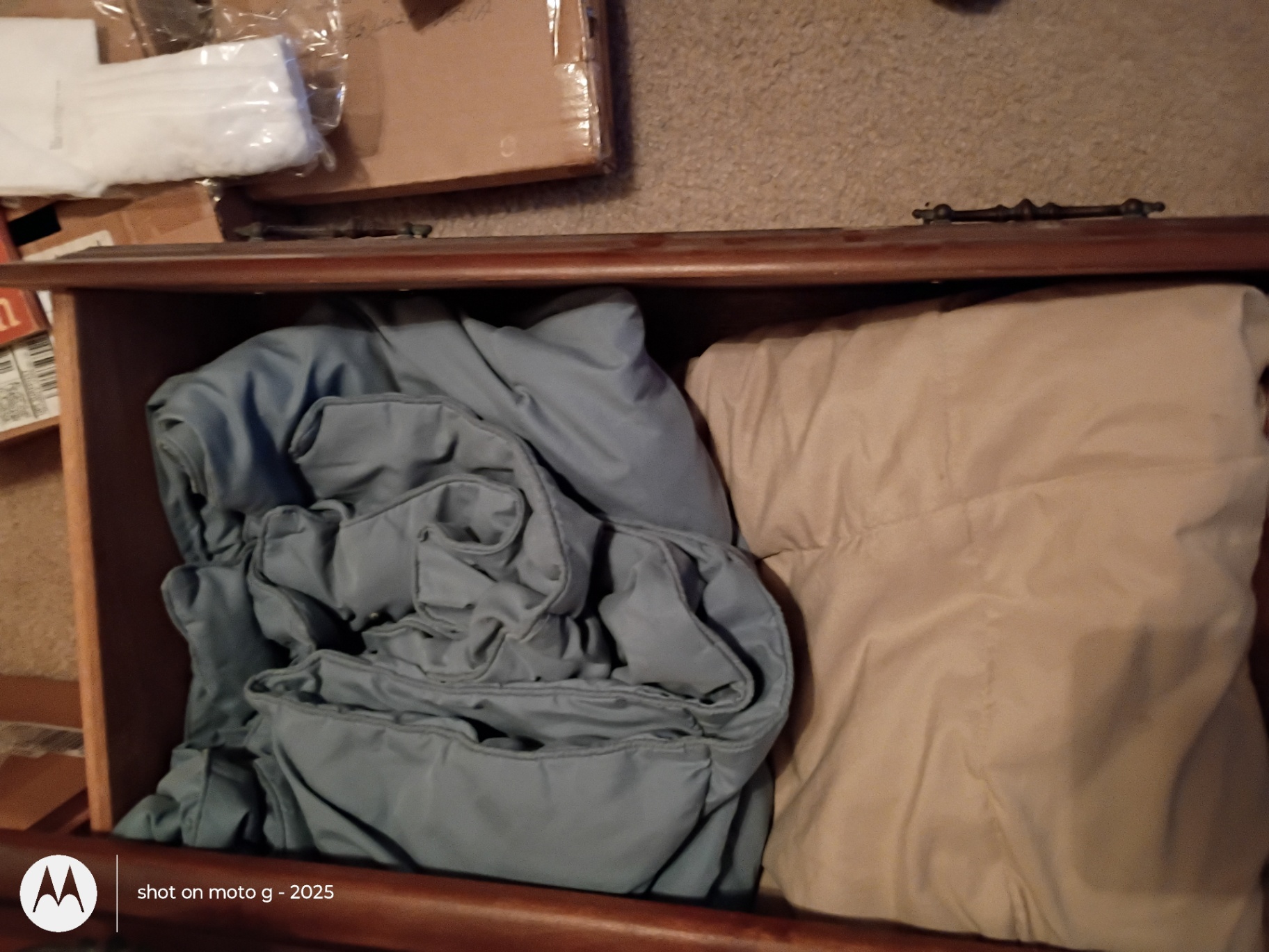  Linens and Miscellaneous Household Items - image 1 of 5