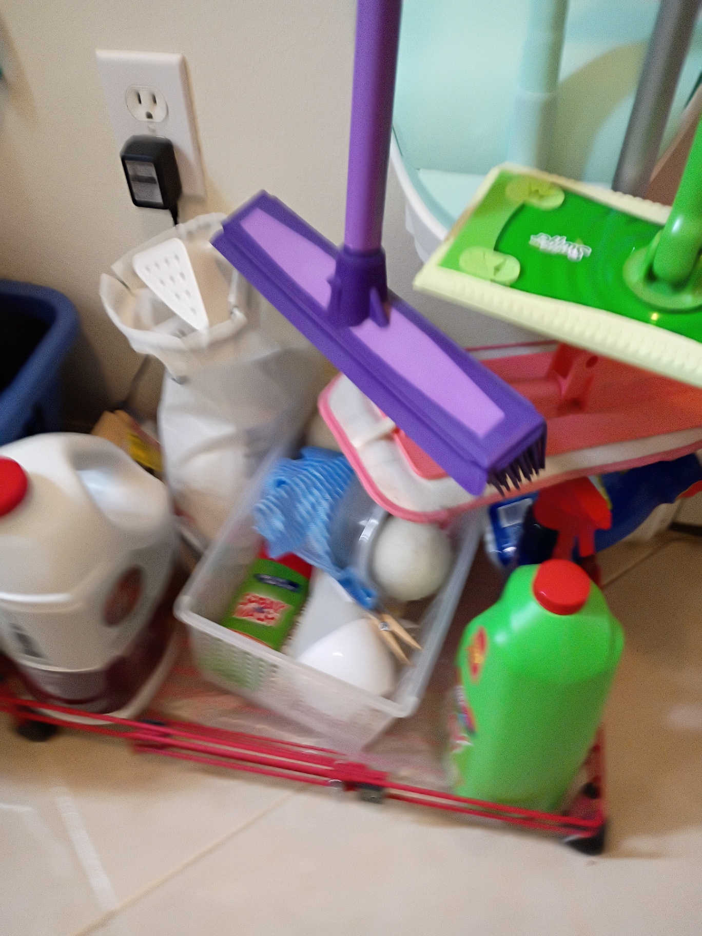 Cleaning Tools and Supplies Set - image 7 of 9