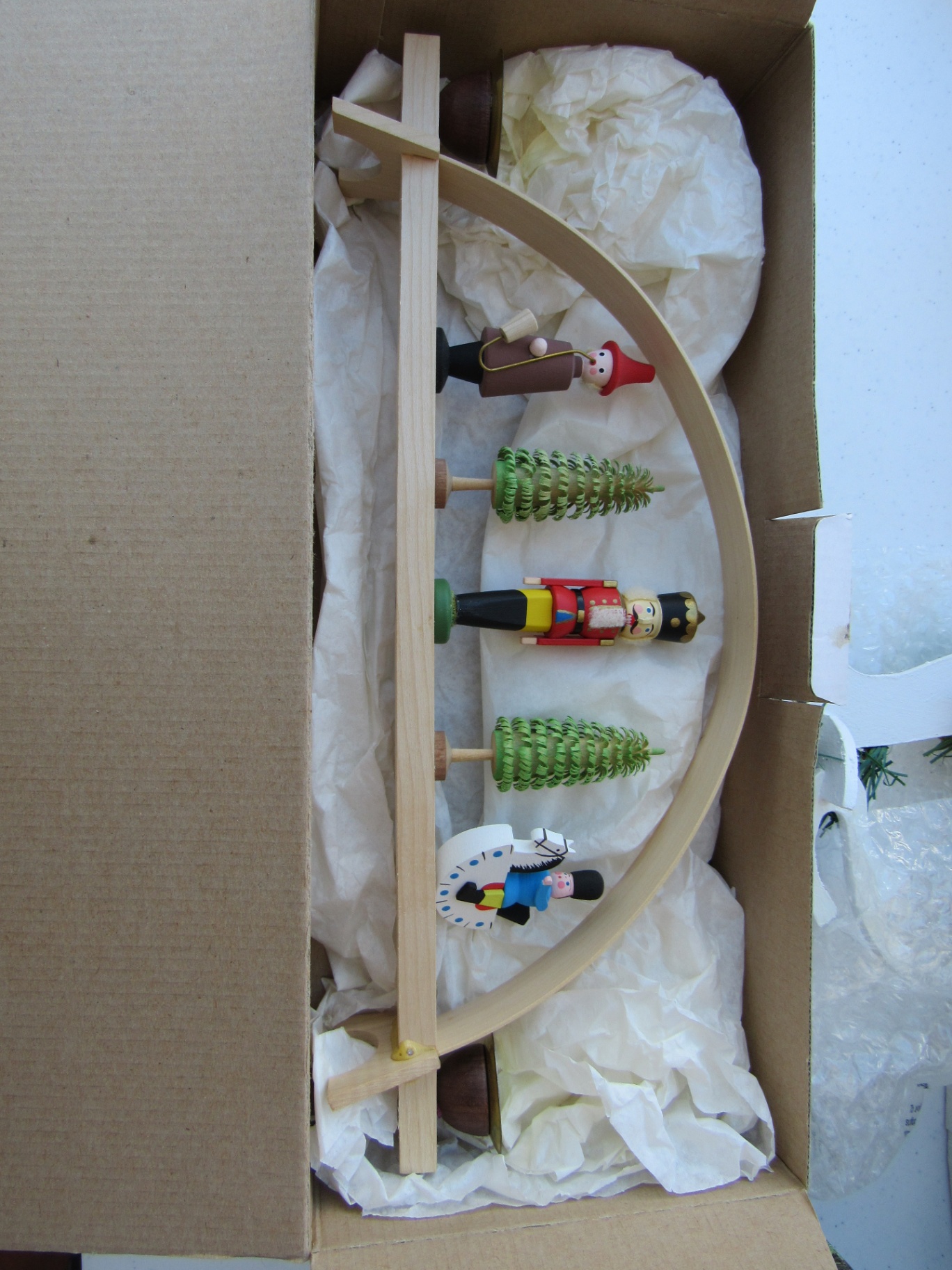 Assorted Holiday Ornaments and Decorative Figurines - image 8 of 19