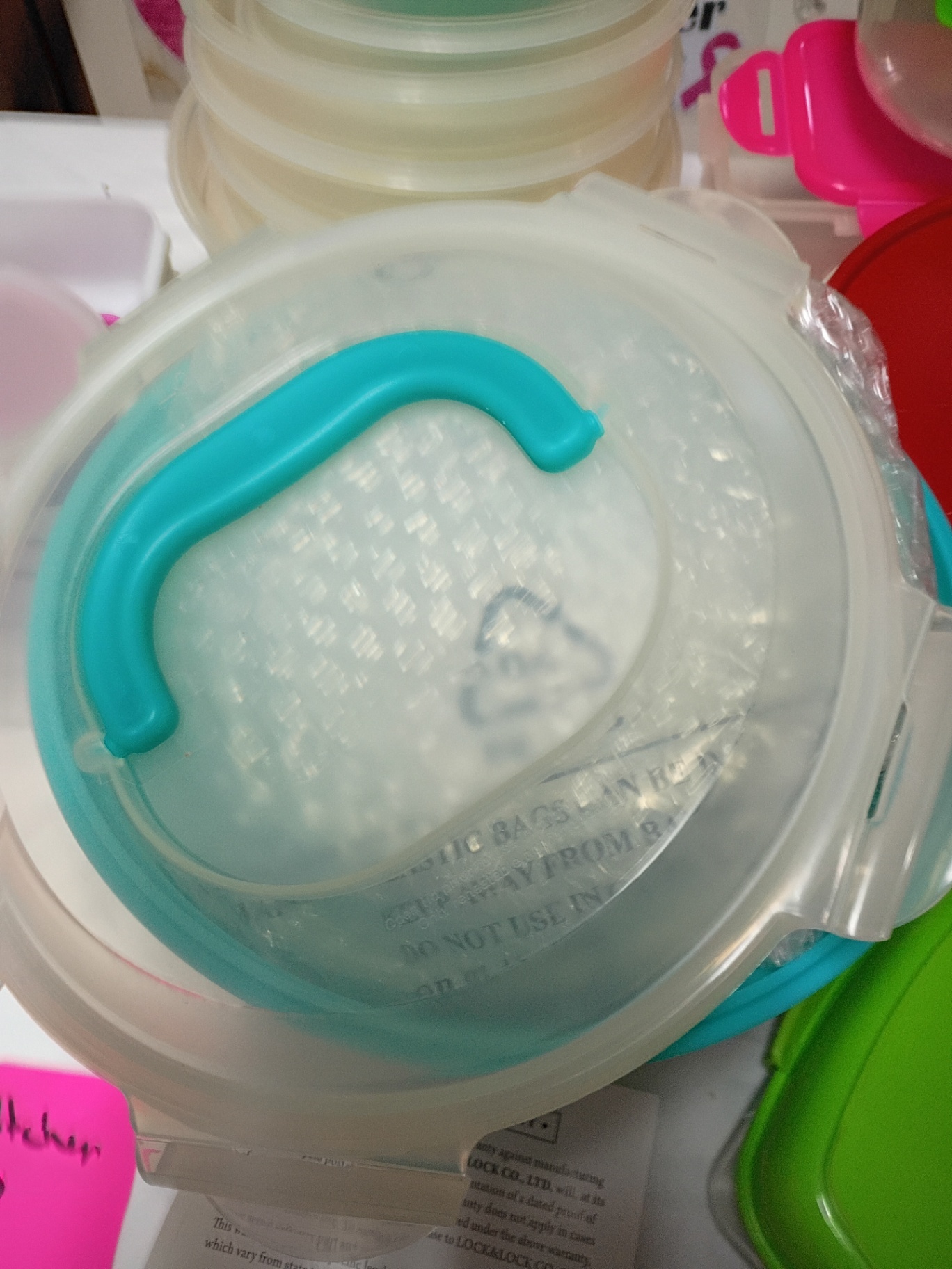Assorted Plastic Food Storage Containers and Bowls - image 5 of 14