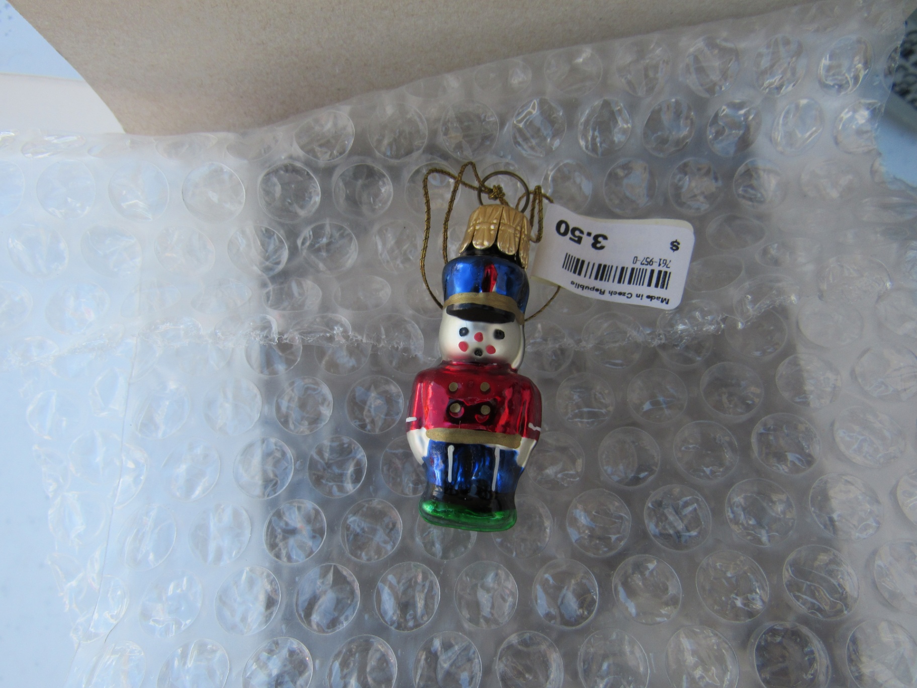 Assorted Holiday Ornaments and Decorative Figurines - image 12 of 19