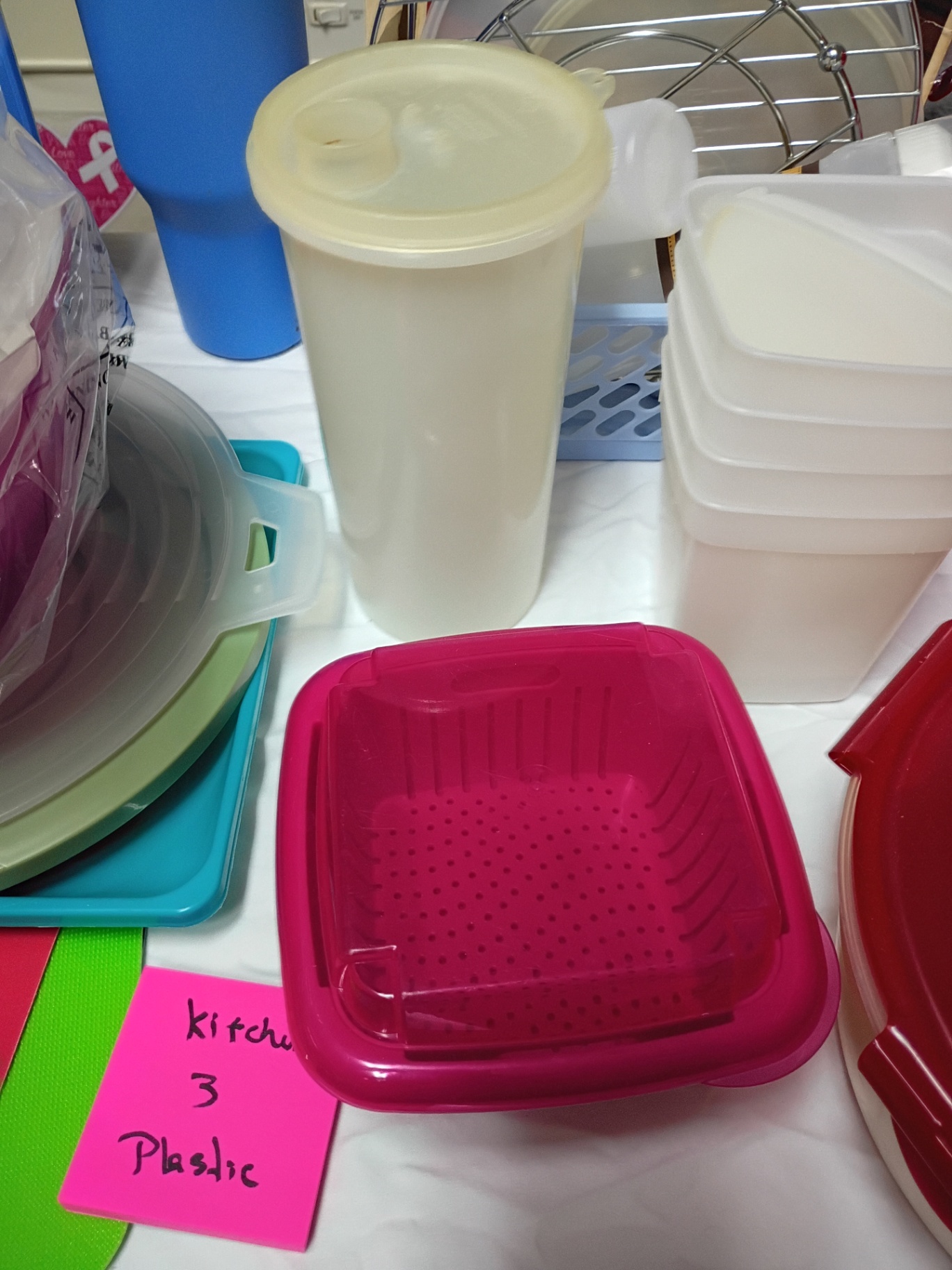 Assorted Plastic Kitchen Storage and Housewares - image 3 of 9