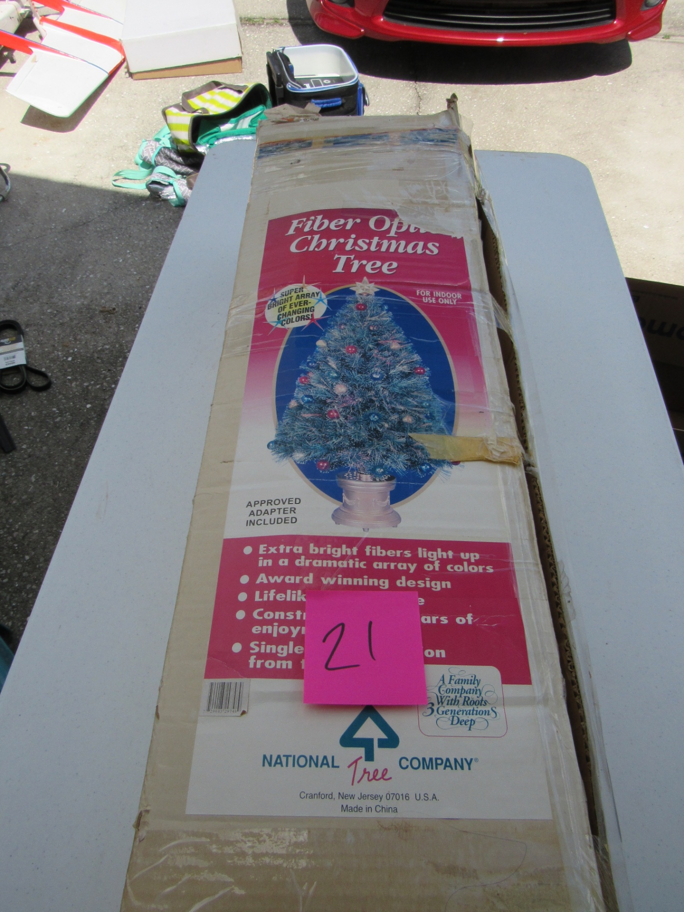 Holiday Decorations Including Fiber Optic Christmas Tree and Lighted Displays - image 4 of 4
