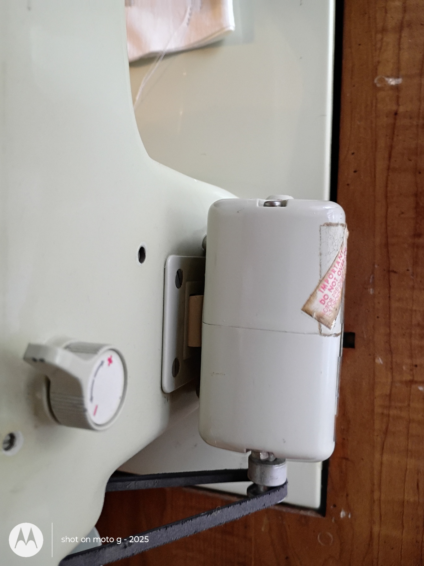 Sears Kenmore Sewing Machine with Cabinet - image 7 of 8