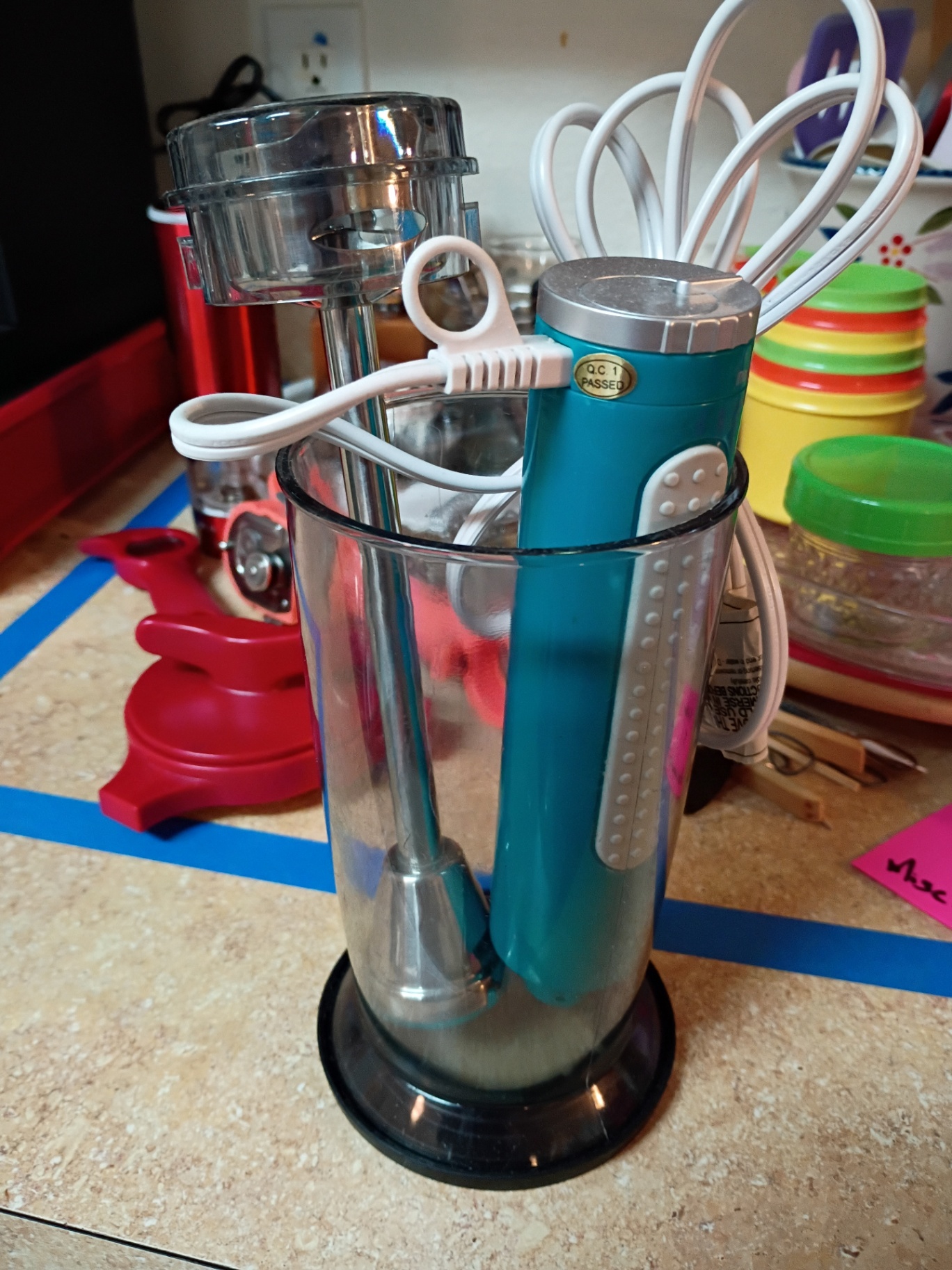 Assorted Kitchen Utensils and Gadgets - image 8 of 9