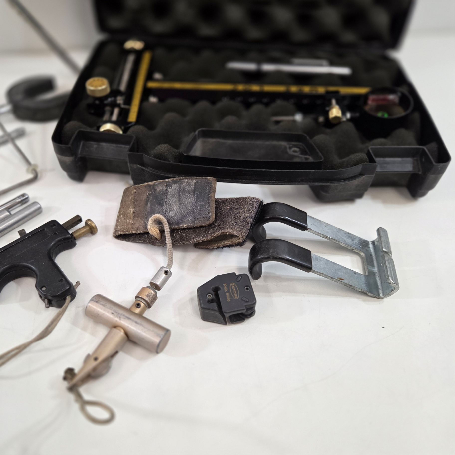 Parts and Tools for Archery - image 4 of 5