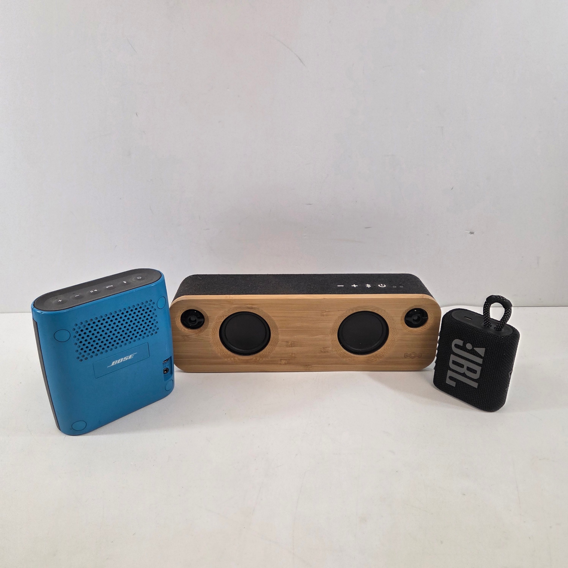 Bluetooth Speakers - image 1 of 4