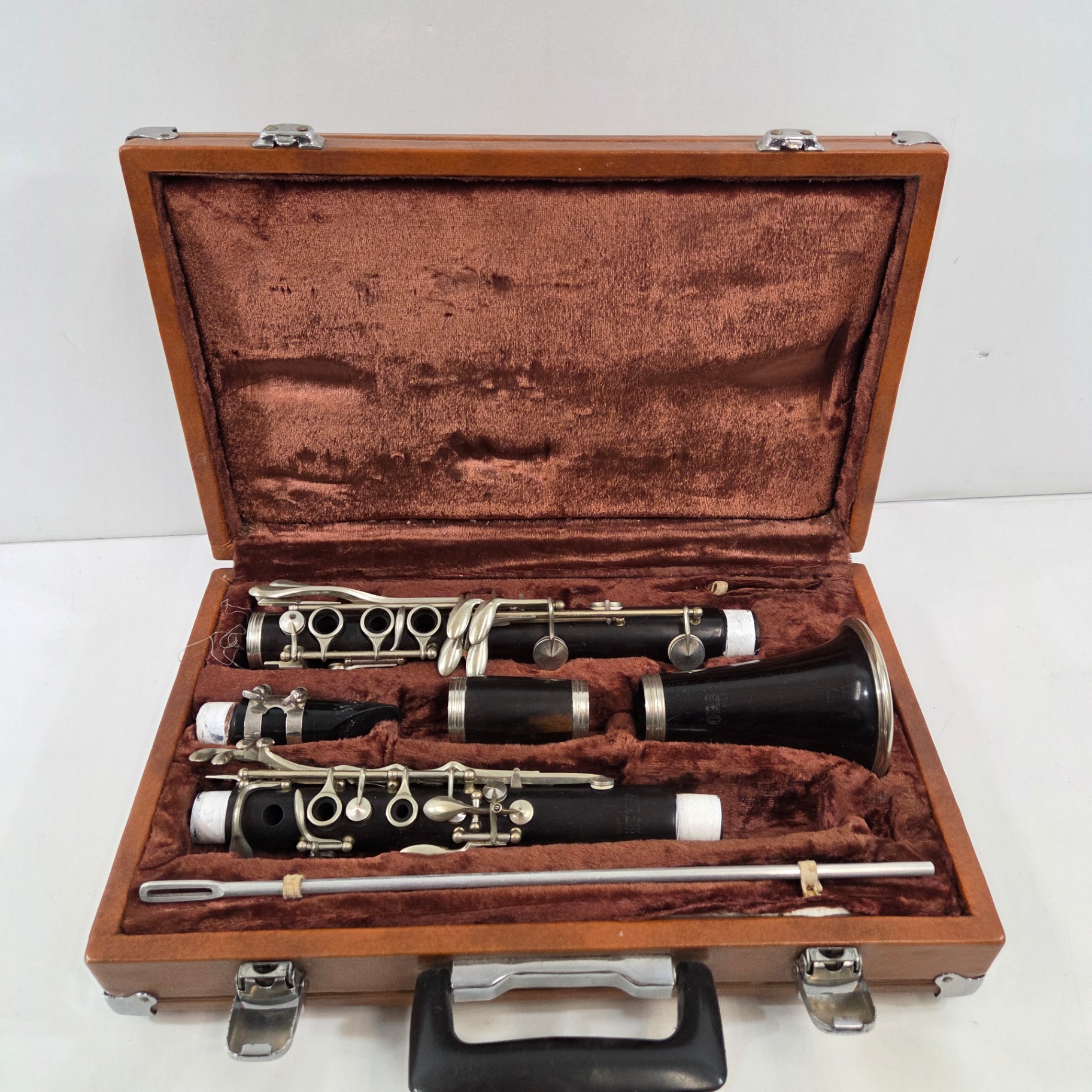Orsi Clarinet - image 1 of 4