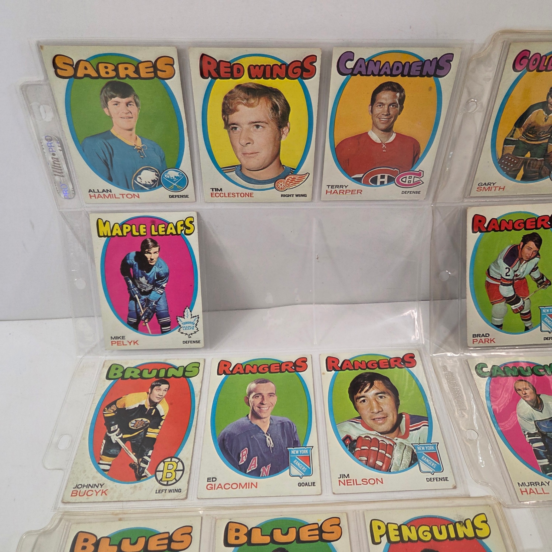 1971 Topps Hockey Cards - image 5 of 6