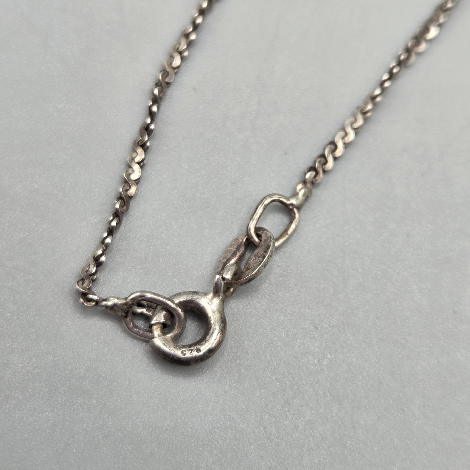 Sterling Silver Twist Chain 2.1 Grams - image 4 of 6