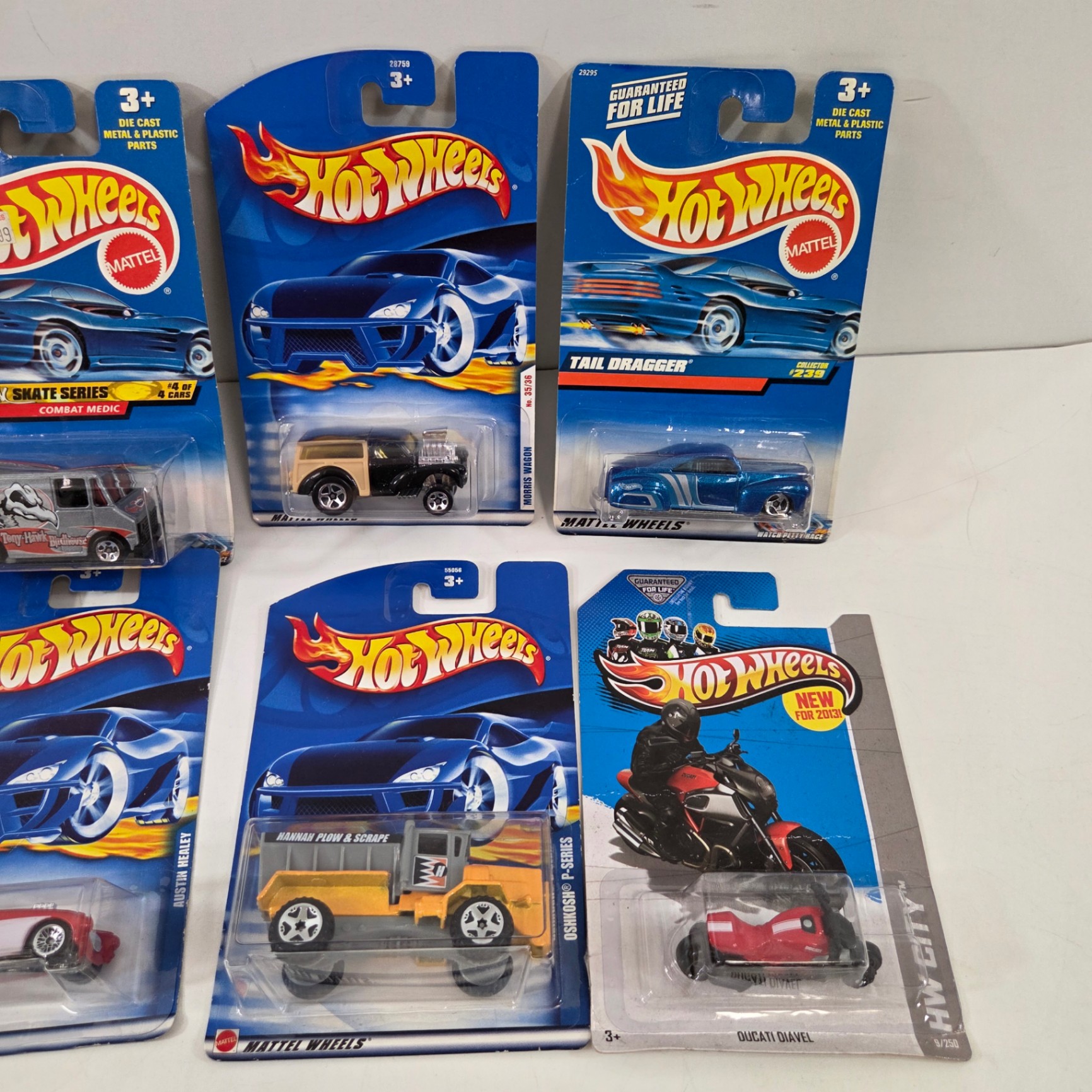 10 Hot Wheels Diecast Cars - image 3 of 3
