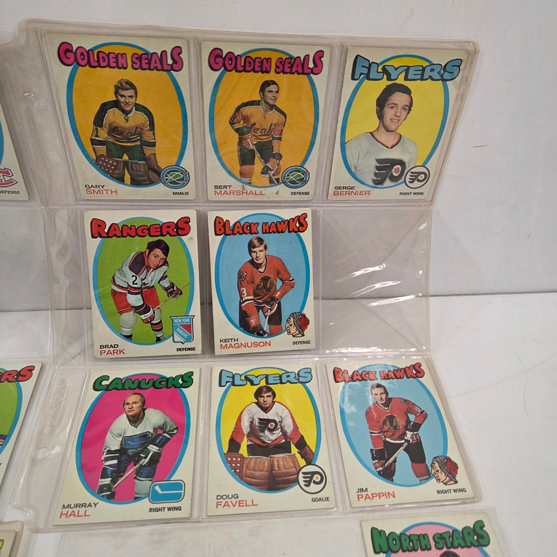 1971 Topps Hockey Cards - image 4 of 6