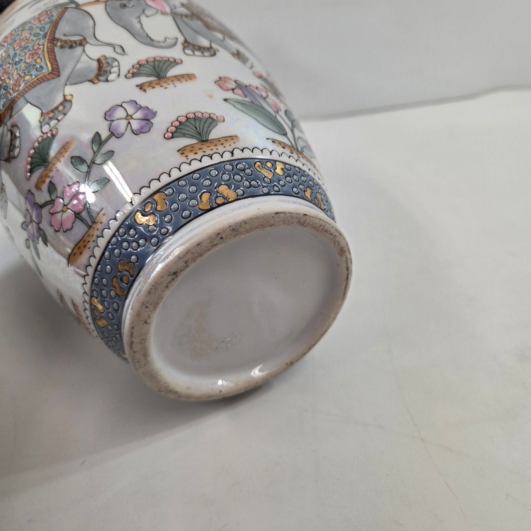 Asian Lustreware Vase - image 5 of 5