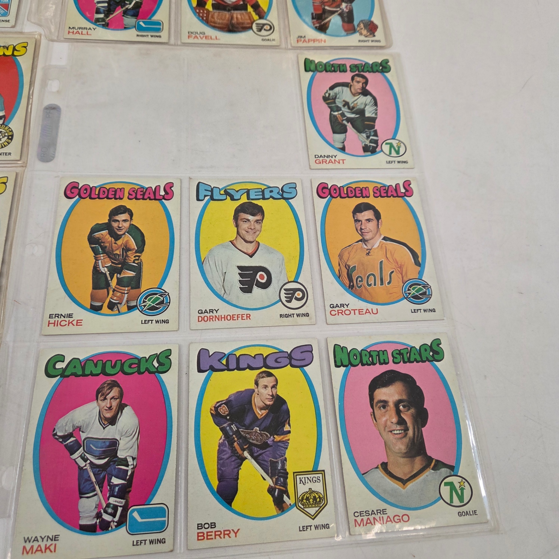 1971 Topps Hockey Cards - image 3 of 6