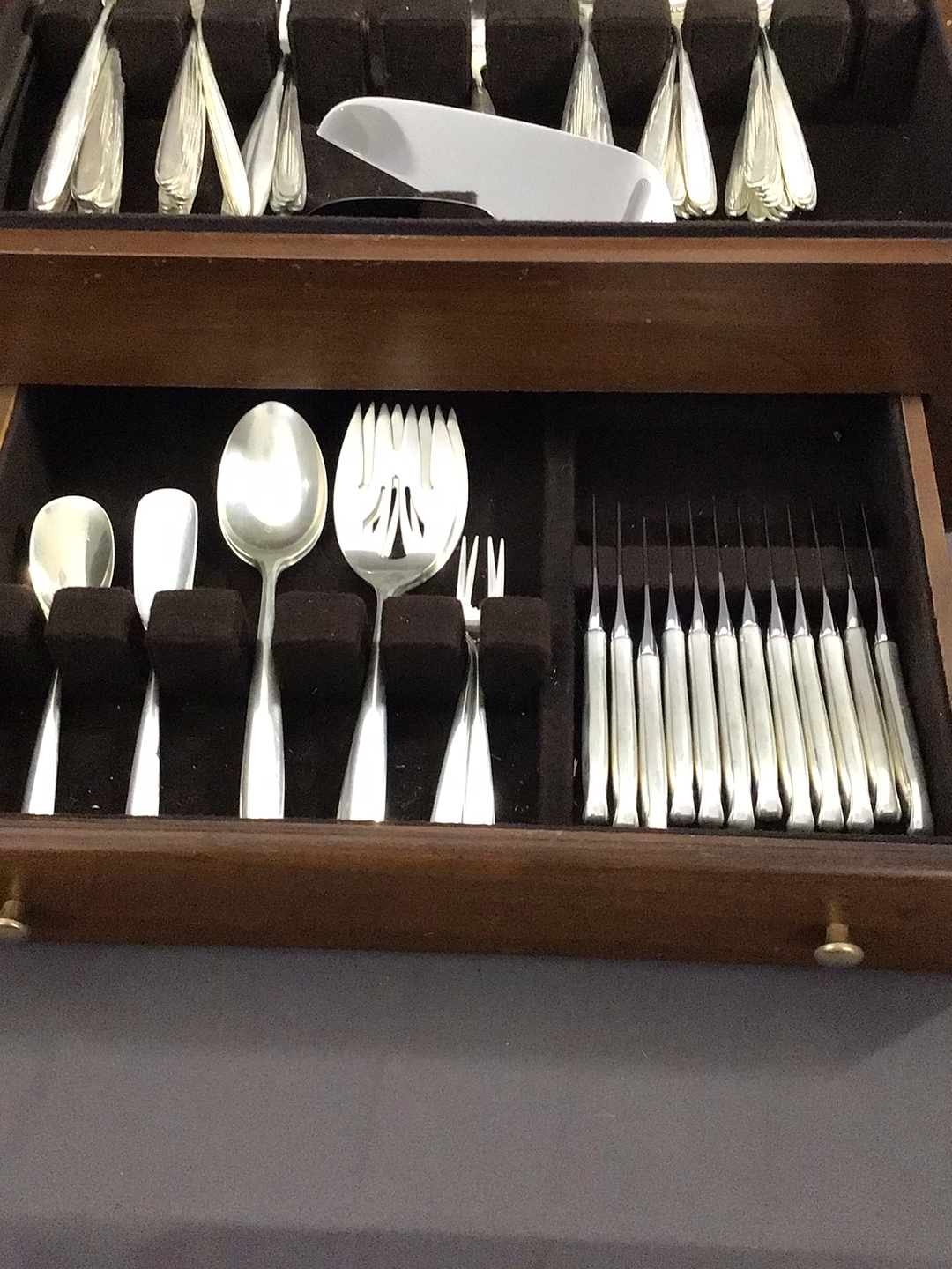 Lunt Sterling Flatware / Service for 12 (2039+dwt) - image 2 of 14