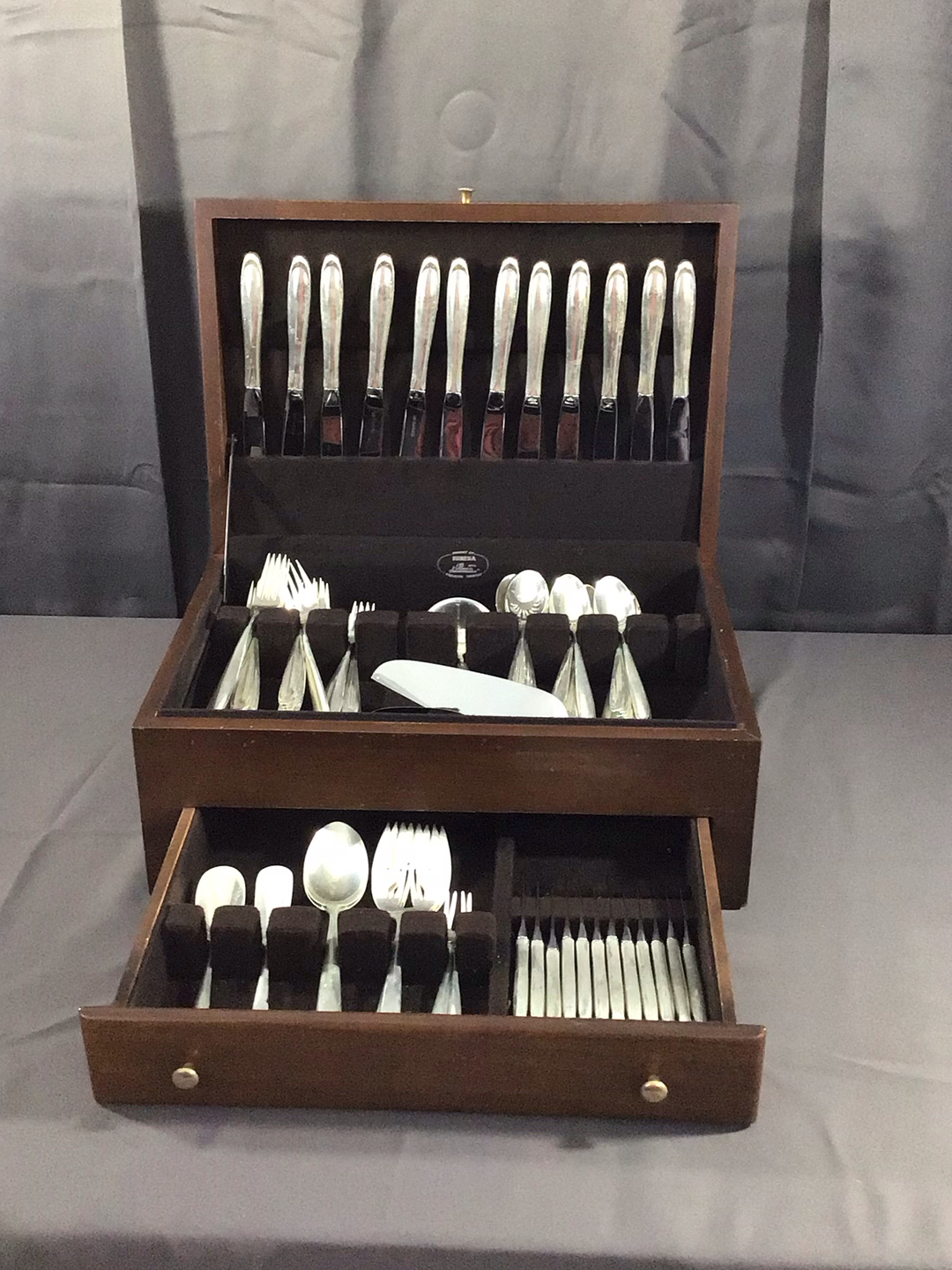 Lunt Sterling Flatware / Service for 12 (2039+dwt) - image 1 of 14