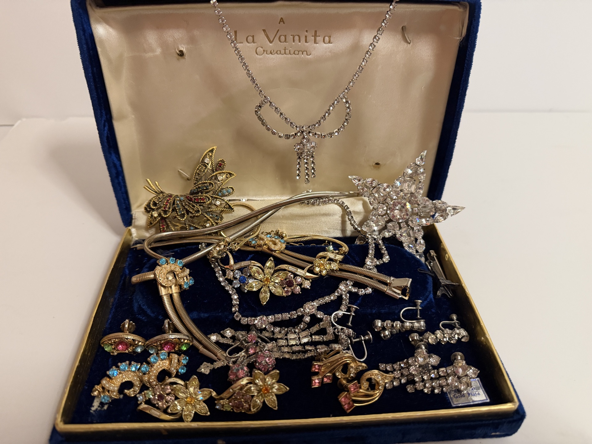 Vintage Rhinestone Jewelry Collection - image 5 of 5
