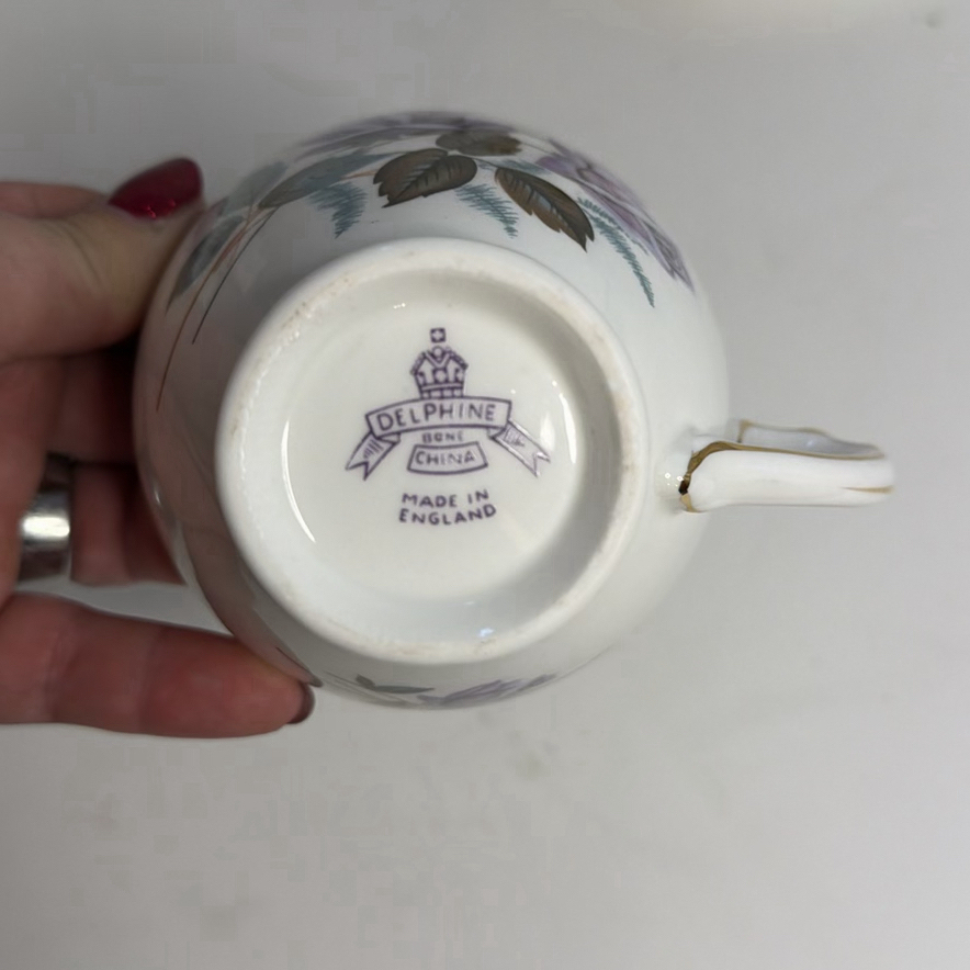 English Porcelain Teacup Lot - image 8 of 11