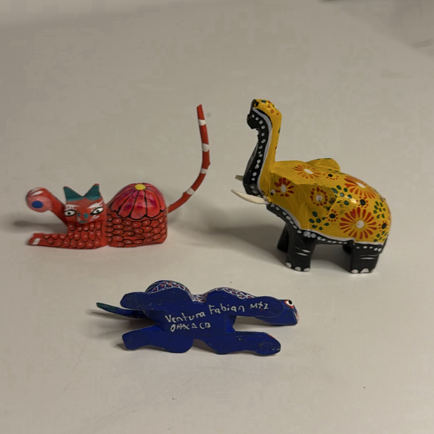 Lot of Small Oaxaca Mexican Folk Art Figurines - image 2 of 3