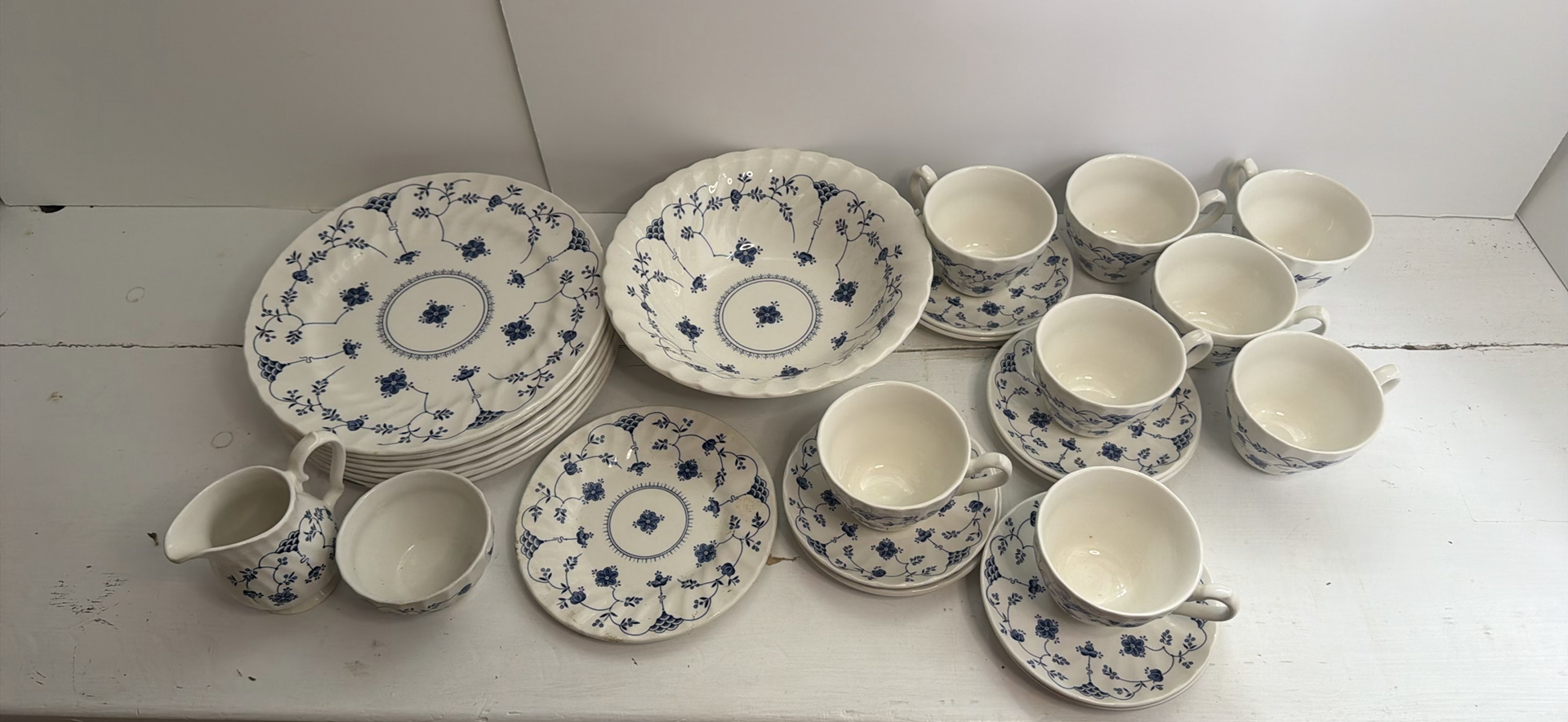 Churchill Georgian Collection Lot Blue and White - image 2 of 4