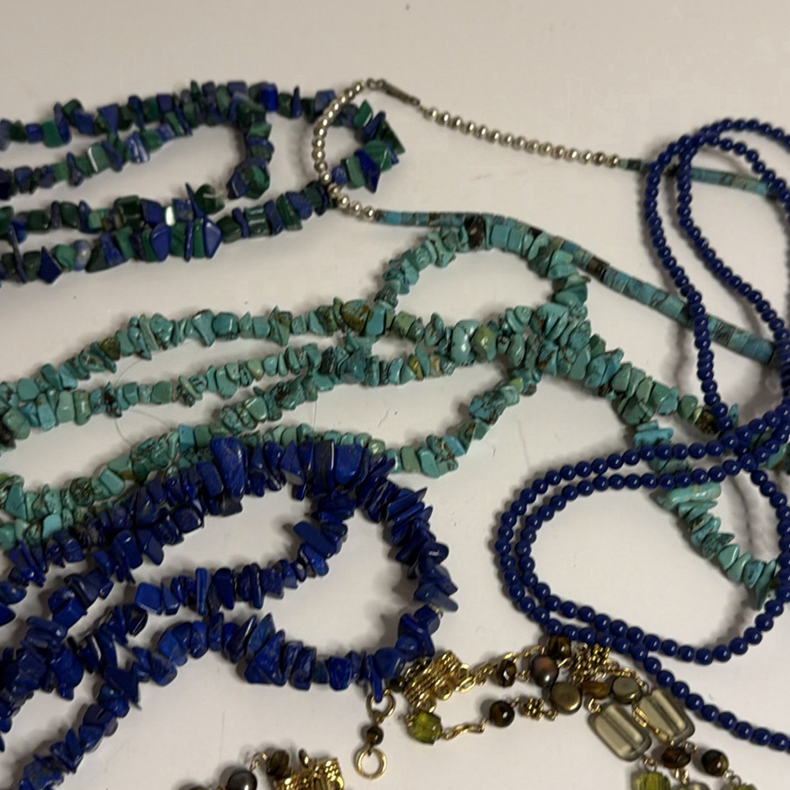 Assorted Beaded Jewelry - image 4 of 4