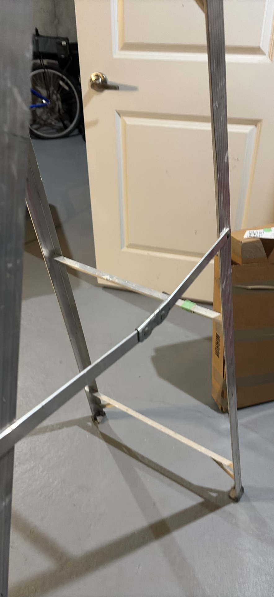 Lite 6-Foot Aluminum Step Ladder - image 7 of 8