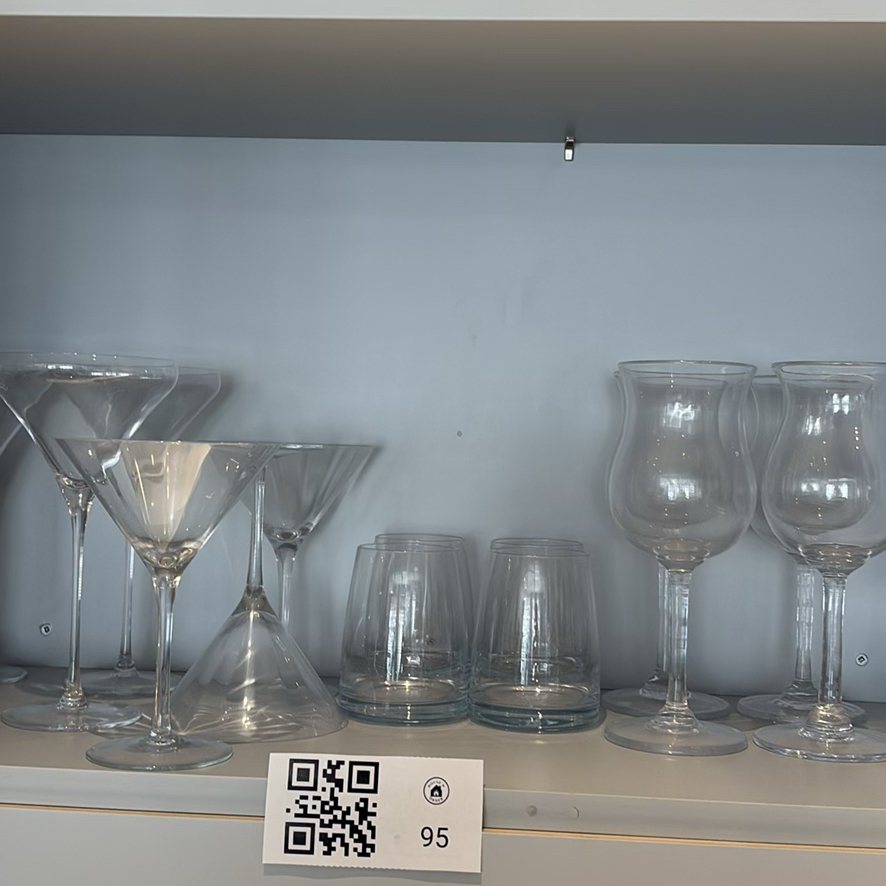 SIMON PEARCE Hand Blown Glassware, ZALTO Whiskey Glasses and more - image 1 of 15