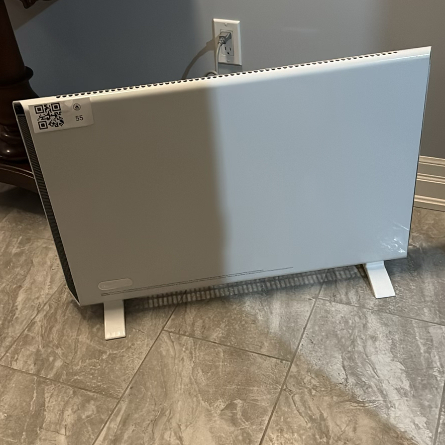 DeLonghi Electric Panel Heater - image 1 of 10
