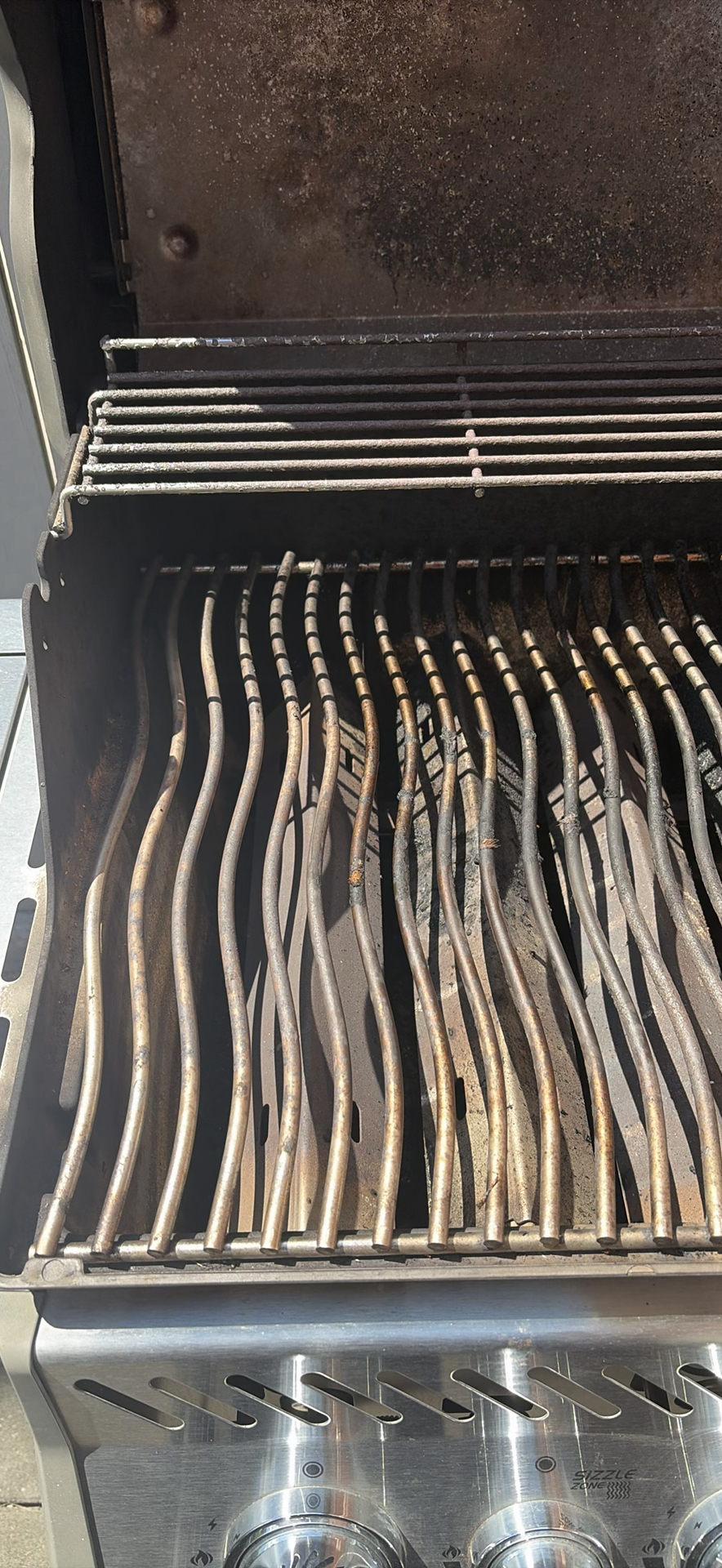 Napoleon Rogue Stainless Steel Gas Grill & Accessories - image 9 of 18