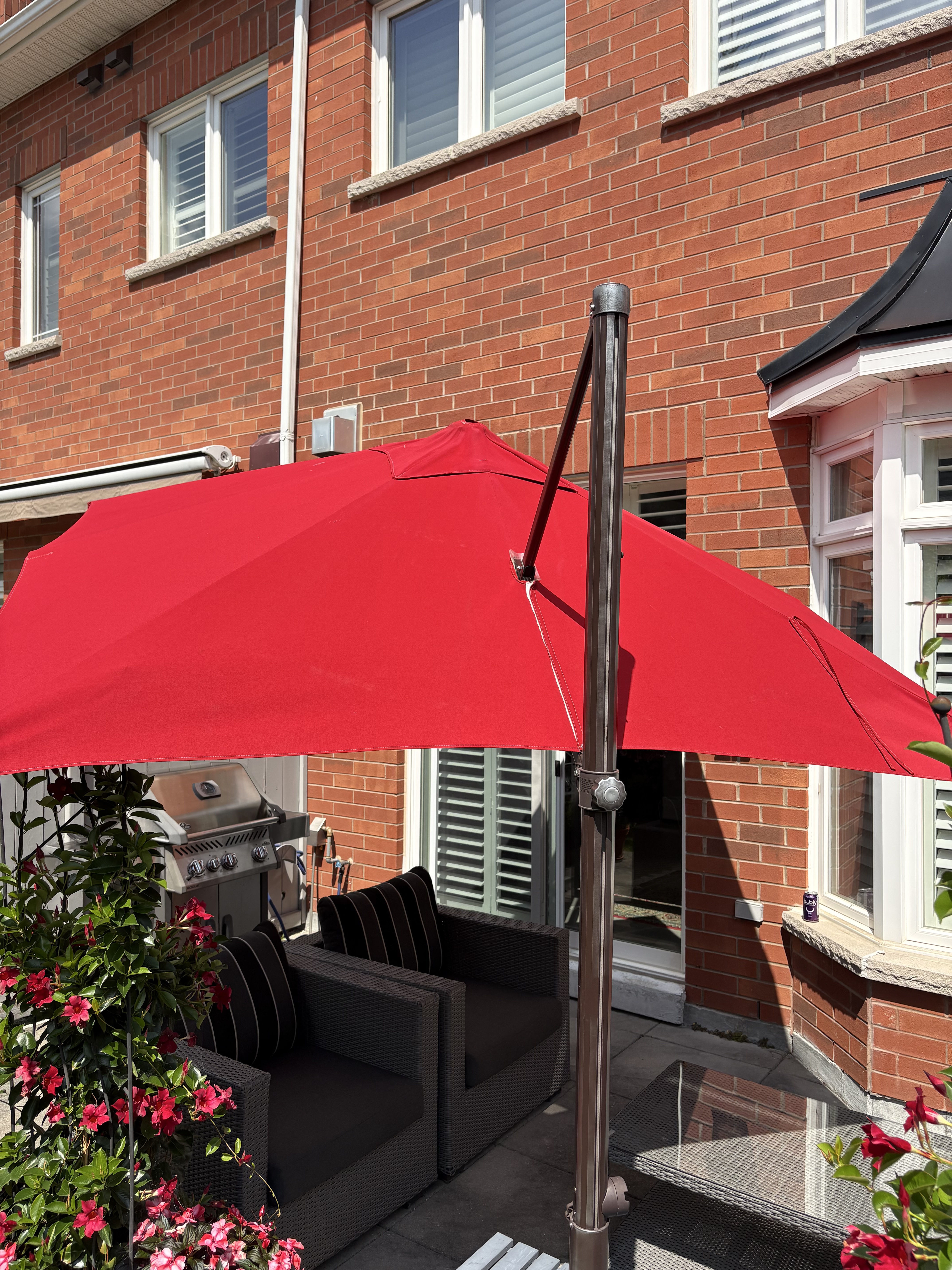 SIMPLY SHADE Cantilever Patio Umbrella 10’ - image 14 of 18
