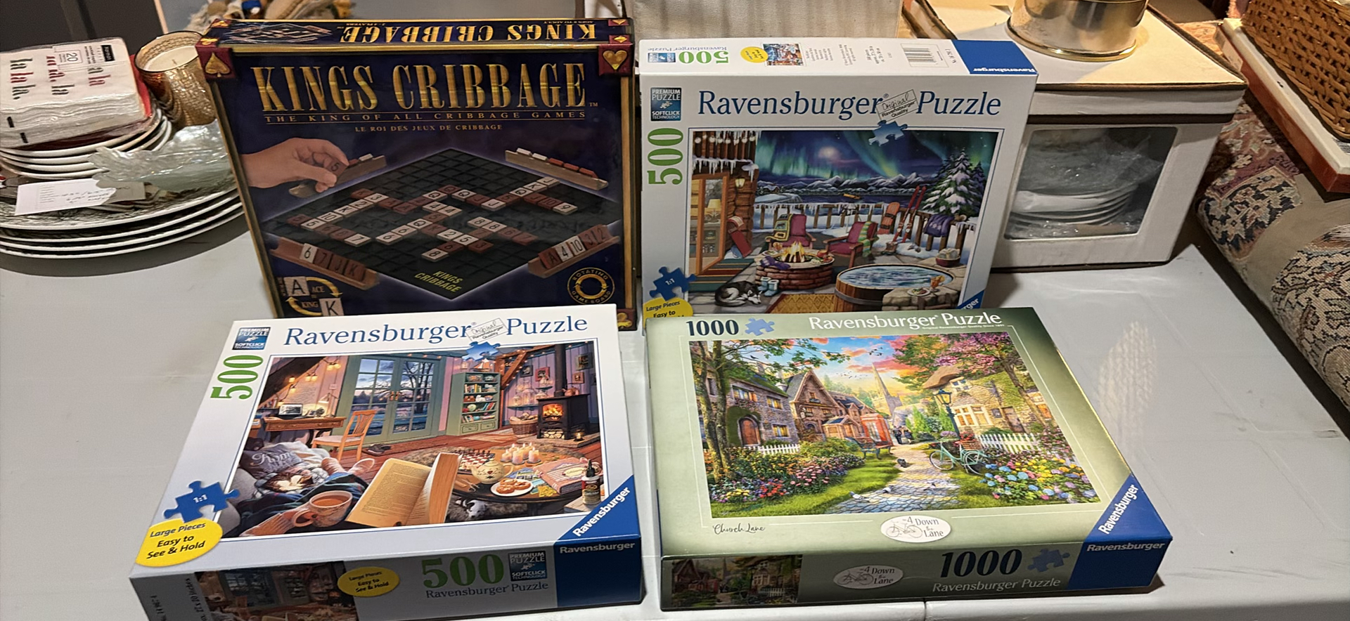Ravensburger Puzzles & Kings Cribbage Game - image 1 of 9