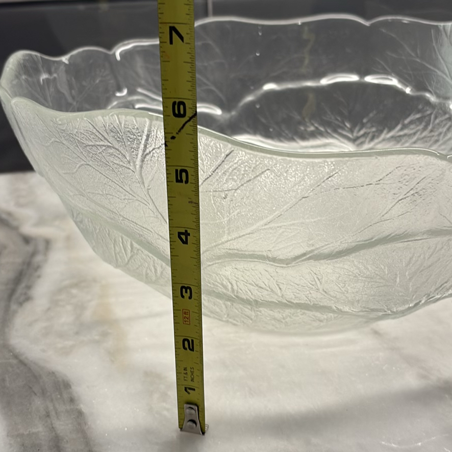 Clear Glass Leaf Pattern Bowls - image 3 of 12