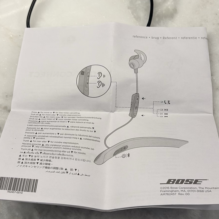 Bose SoundLink Mini Speaker and QuietControl 30 Earbuds Accessories - image 8 of 10