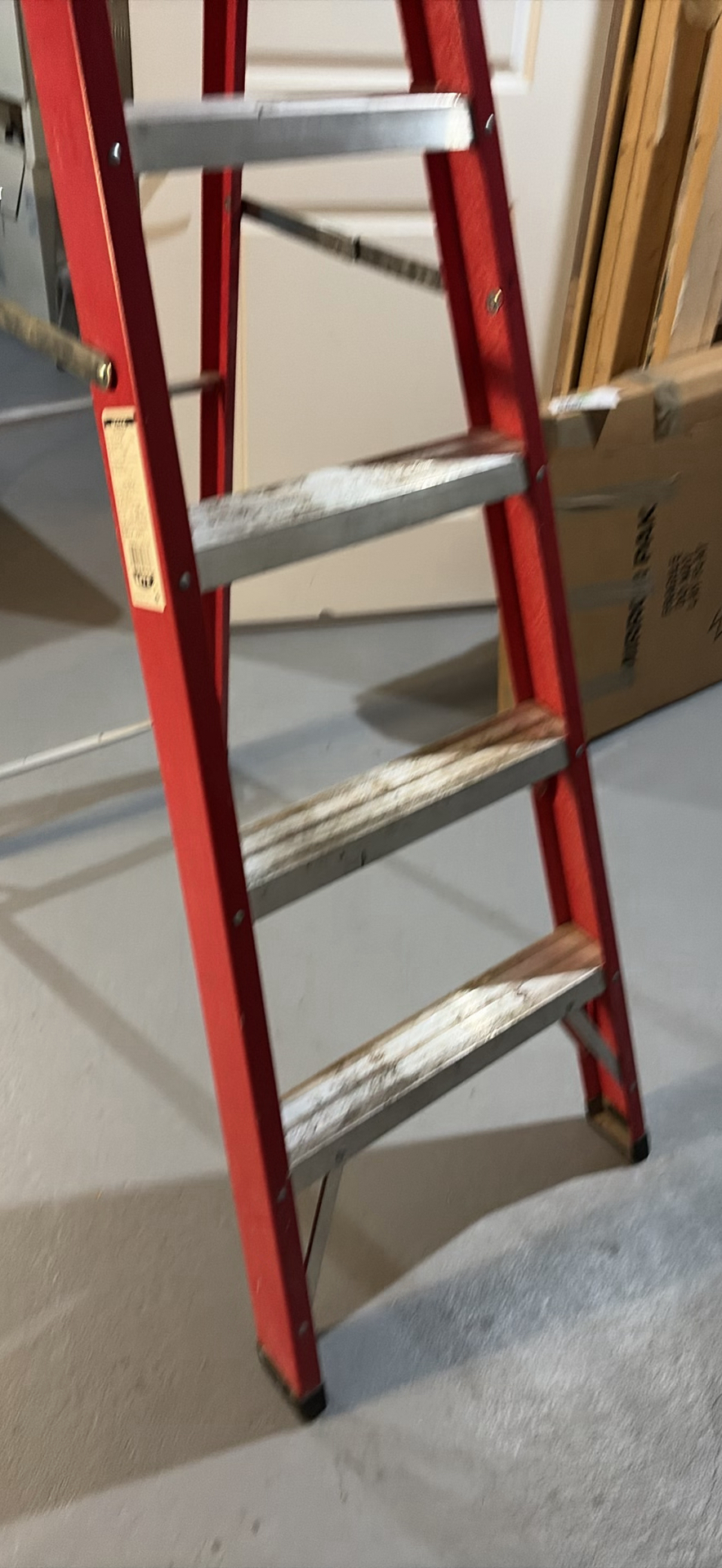 Lite 6-Foot Step Ladder - image 5 of 8