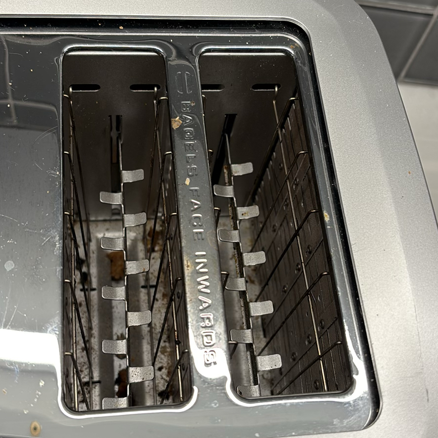 Breville Four-Slice Toaster - image 6 of 8