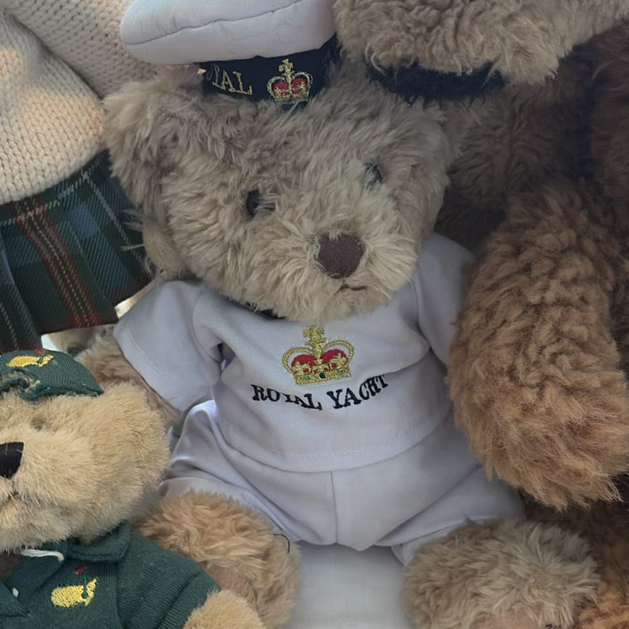 Collection of Vintage & Contemporary Teddy Bears - image 7 of 16