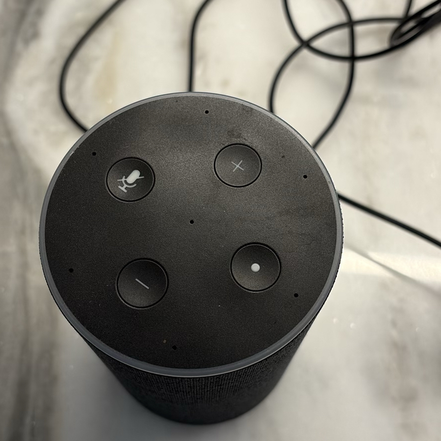 Amazon Echo Smart Speaker and Bose Speaker Dock - image 8 of 9