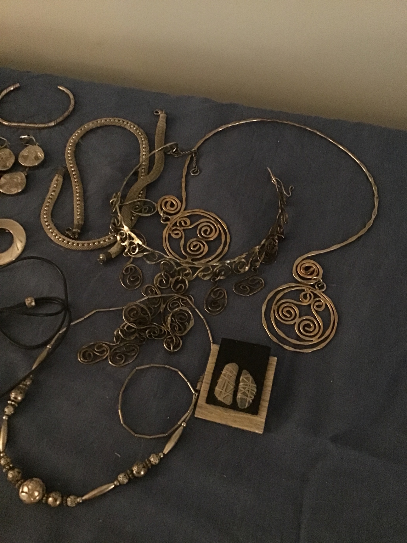 Assorted silver-tone jewelry collection - image 3 of 3