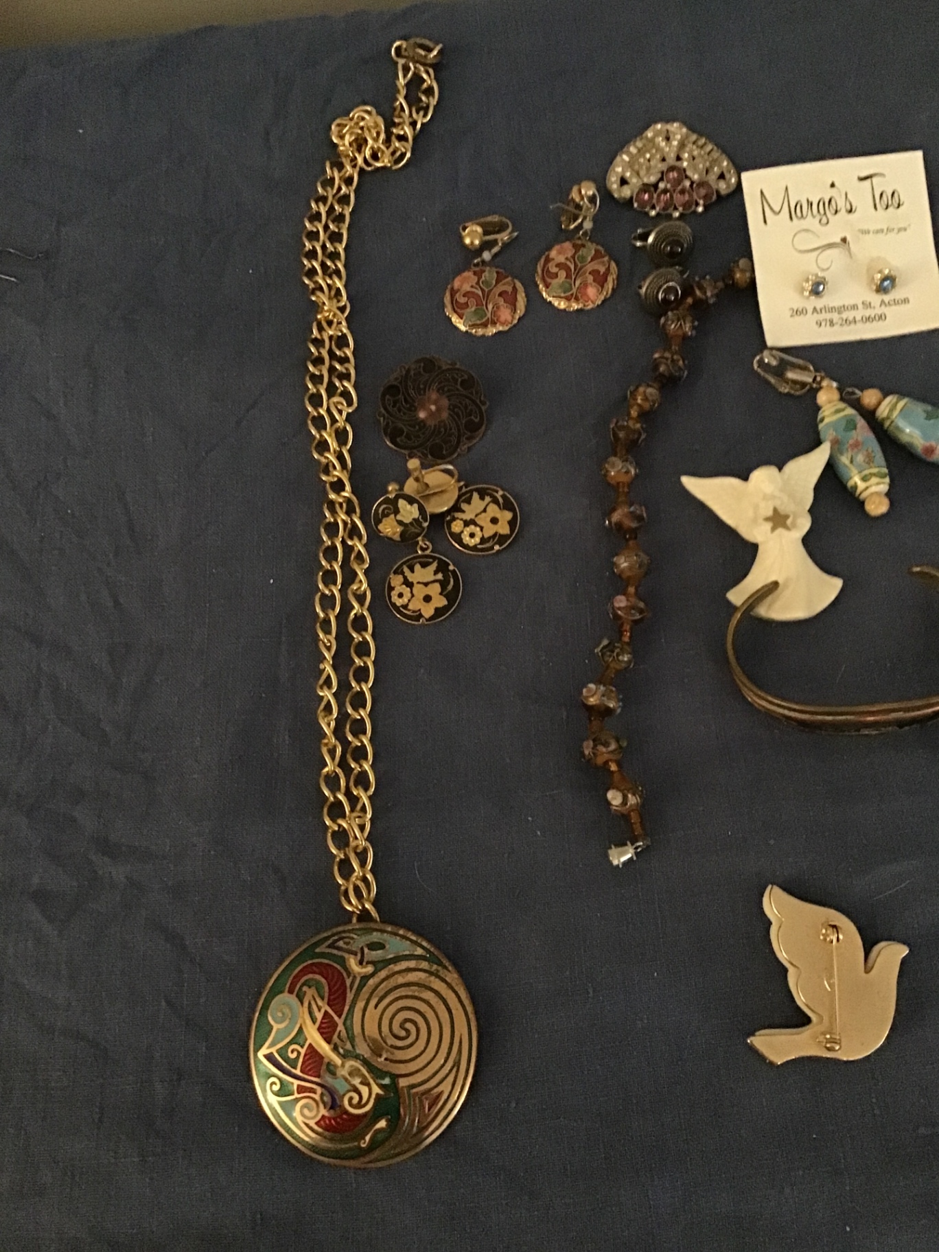 Assorted Costume Jewelry Collection - image 2 of 3