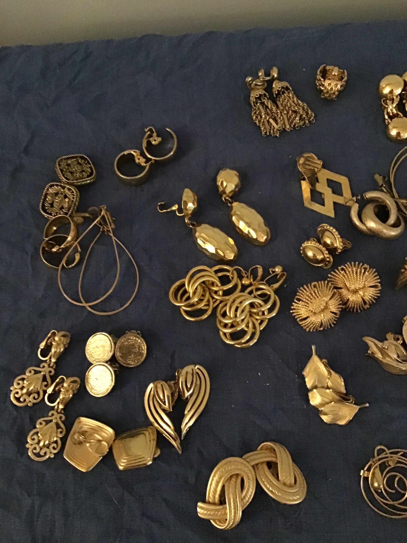 Gold-toned earrings collection - image 2 of 3