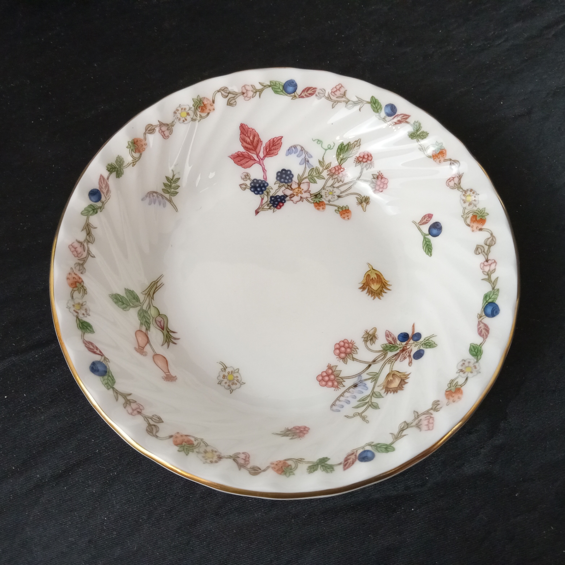 Aynsley China Somerset Blackberry Dinnerware - image 3 of 4