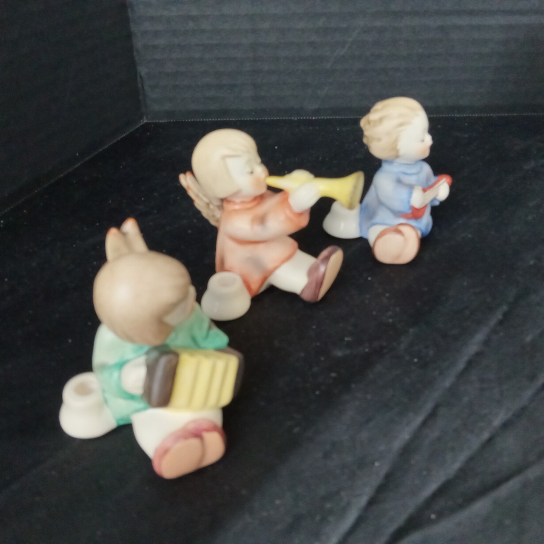 Hummel Figurines - image 3 of 16