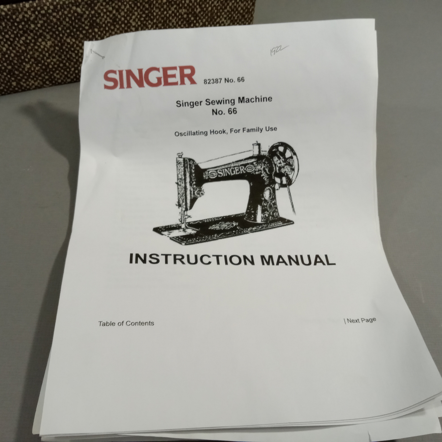 Antique Singer Sewing Machine - image 15 of 15