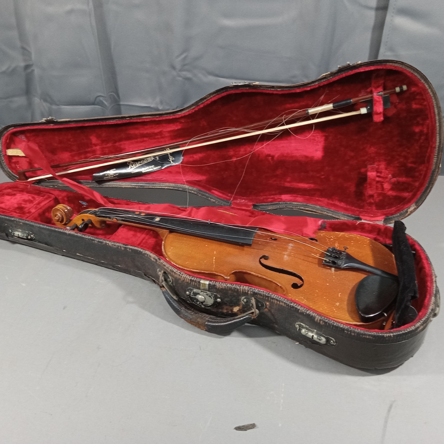 Vintage Musical Instruments - image 19 of 39
