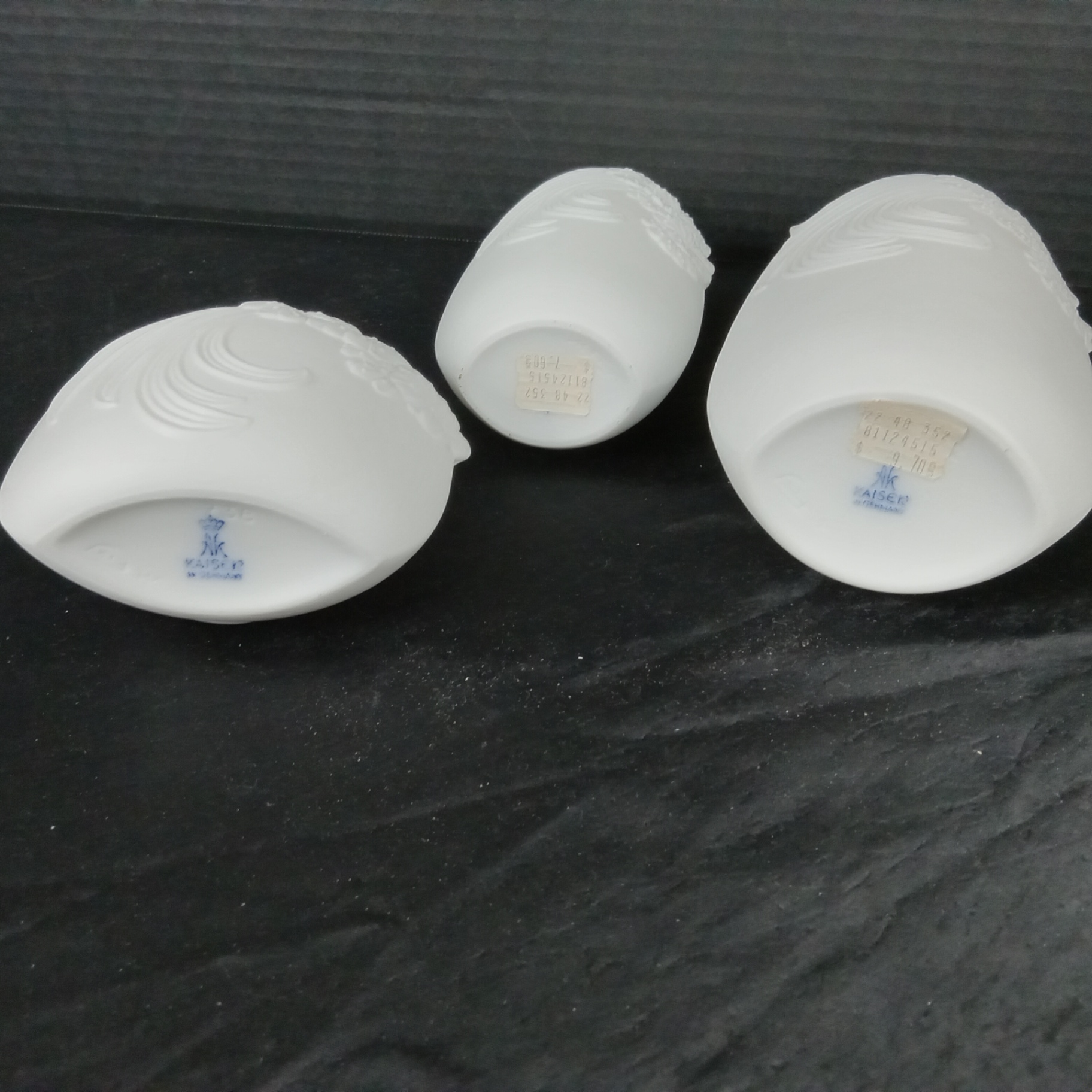 Kaiser Porzellan Bisque Vases - image 9 of 12