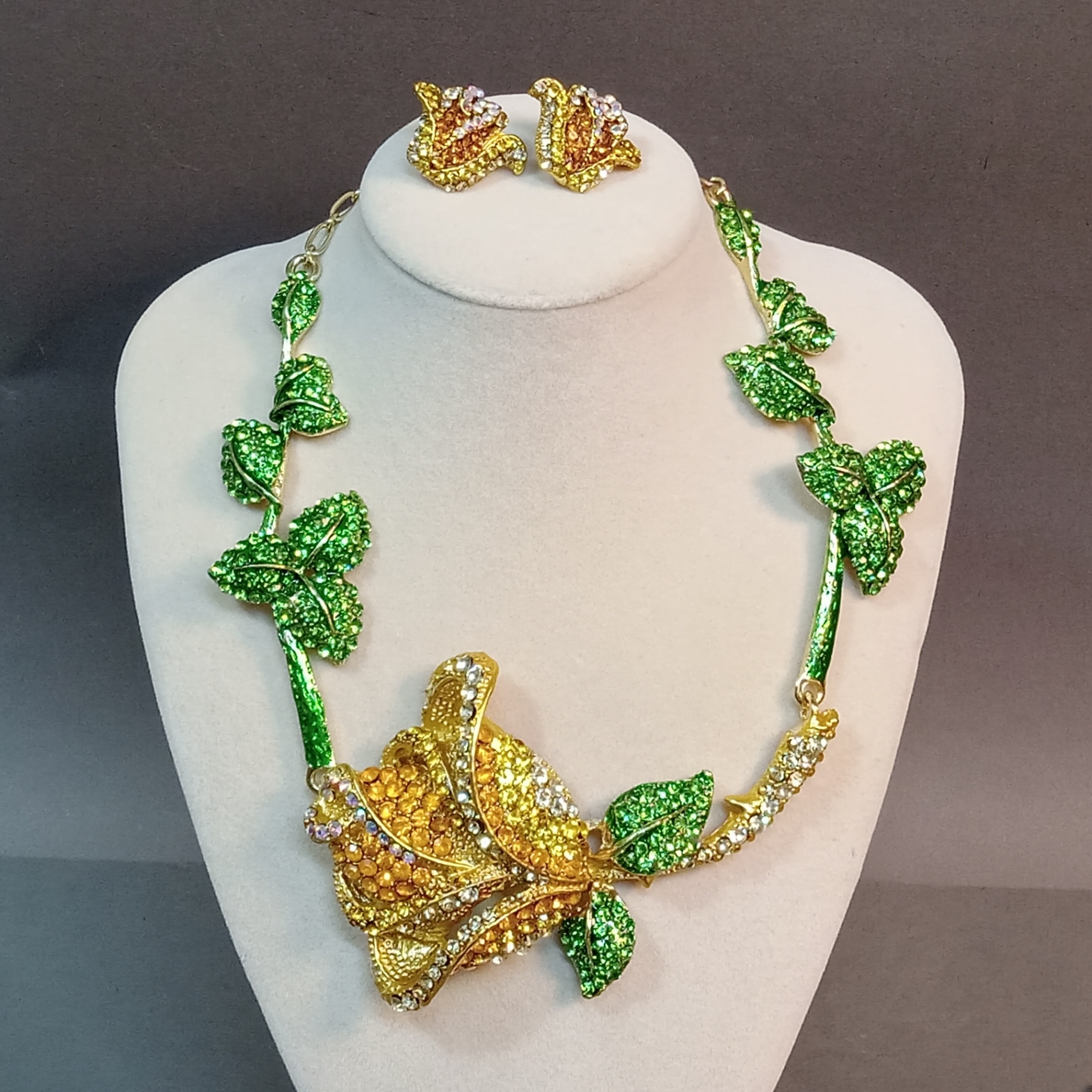 Spring Costume Jewelry Bling - image 2 of 18