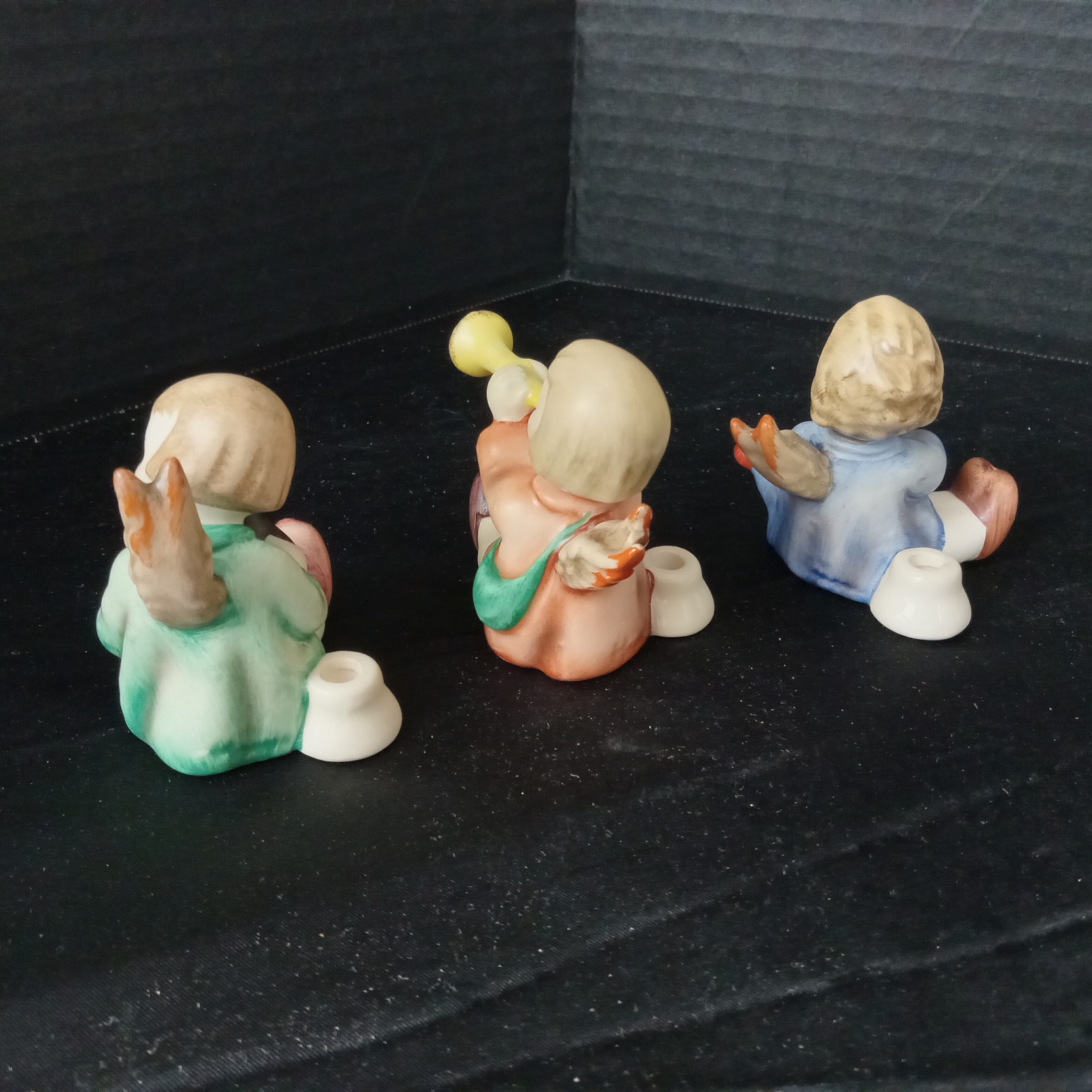 Hummel Figurines - image 4 of 16