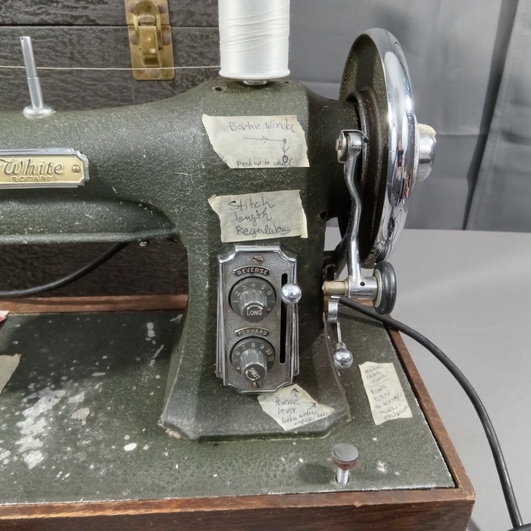 Vintage White Rotary Sewing Machine - image 3 of 16