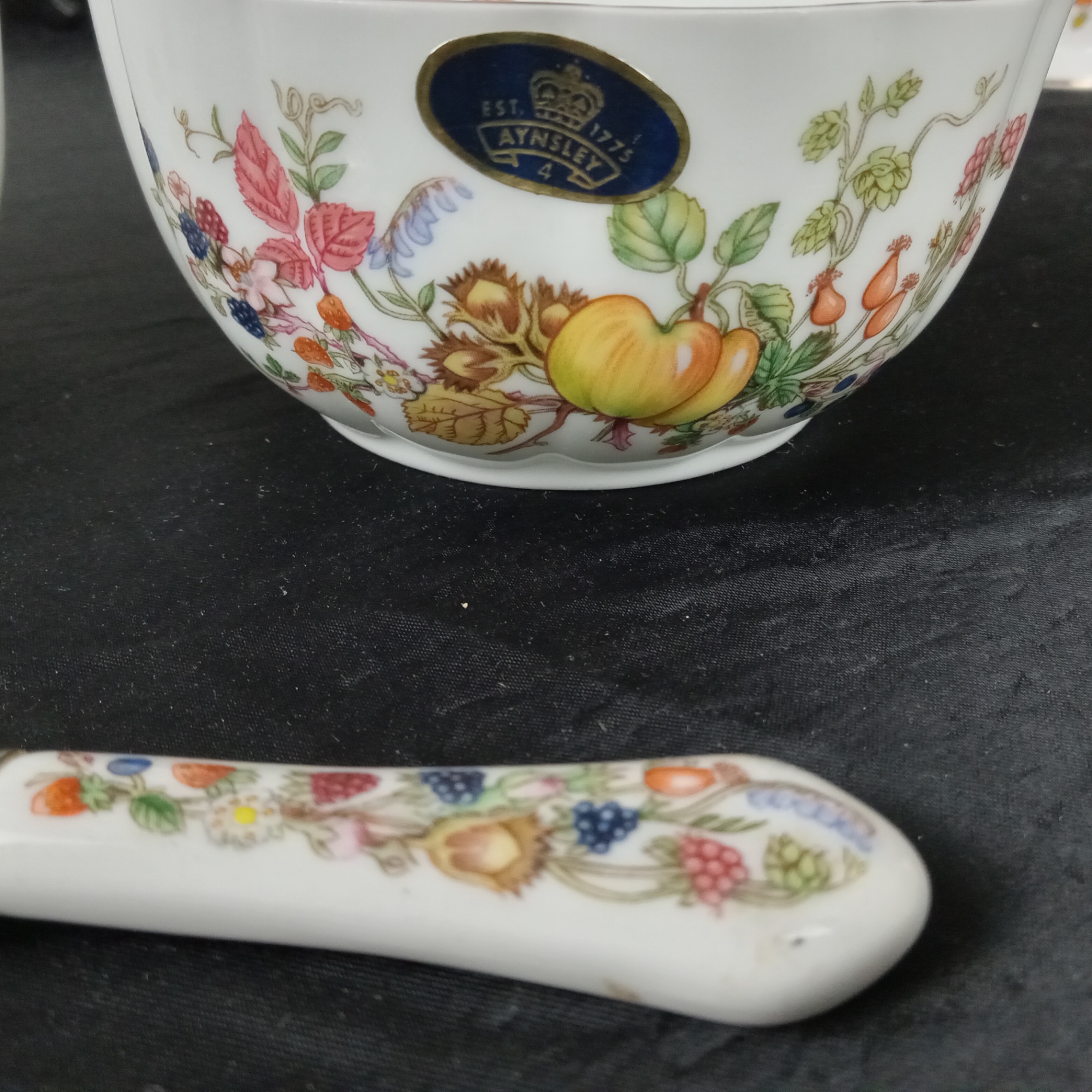 Aynsley China Somerset Hostess Pieces - image 6 of 17